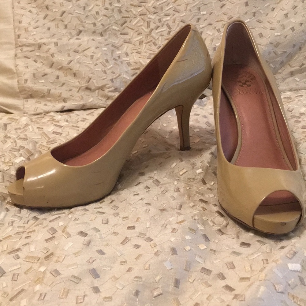 Nude patent peep toe heels